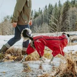 Hurtta Bare Regenoverall Berry -Hunter Verkoop 2024 186544 186545 186546 186547 186548 186549 hurtta forzooplus bare regenoverall berry hs 09 6