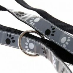 Trixie Set: Halsband Poten Zilver Reflect + Hondenlijn 17 Trixie Set: Halsband Poten Zilver Reflect + Hondenlijn -Hunter Verkoop 2024 61857 trixie vleinepfoten3 1