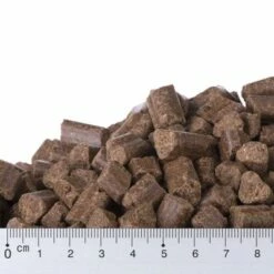 Lukullus Charolais-Rund & Forel Hondenvoer -Hunter Verkoop 2024 lukullus charolais rind forelle mit lineal 9